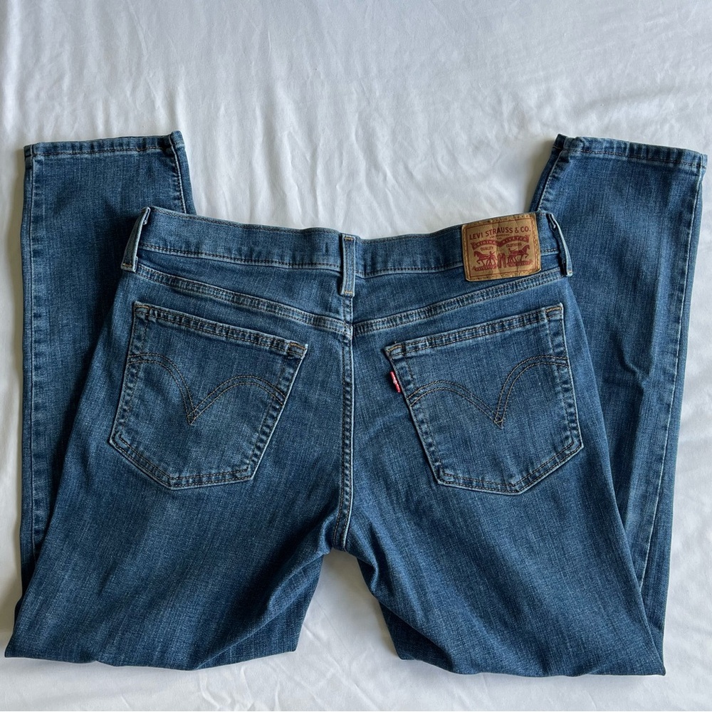 Women’s Levi's Blue Denim Jean size 29